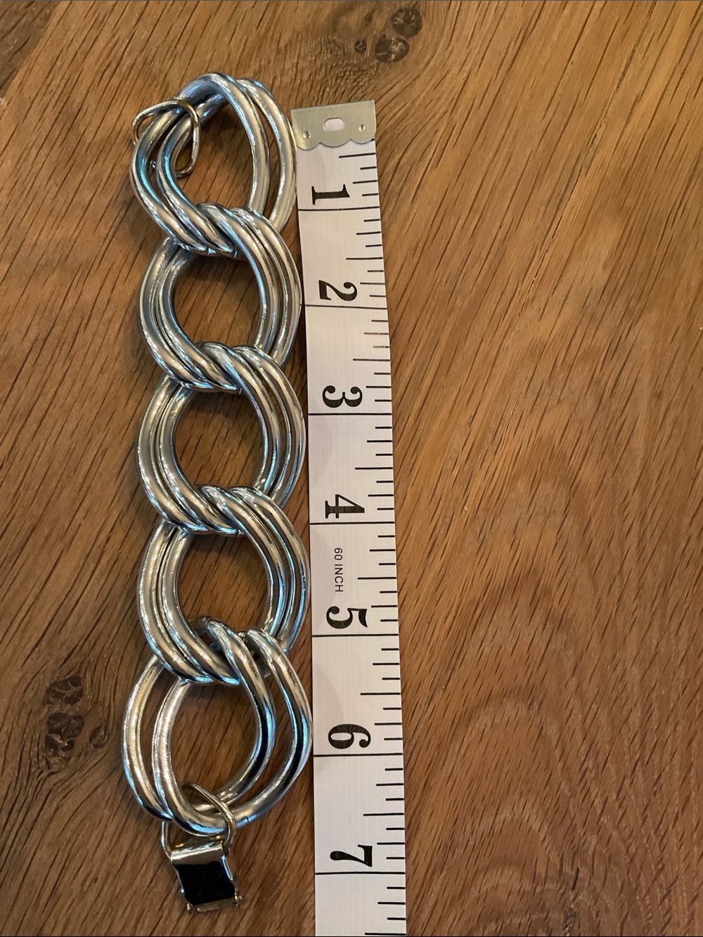 Vintage Lisner Chunky Interlocking Silver Link Bracelet - Picture 4 of 5
